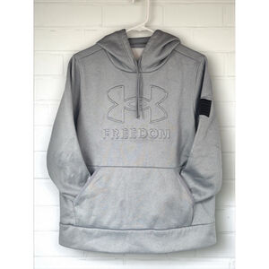 Under Armour Women's Large Gray Freedom Emboss Fleece Pullover Hoodie With Flag